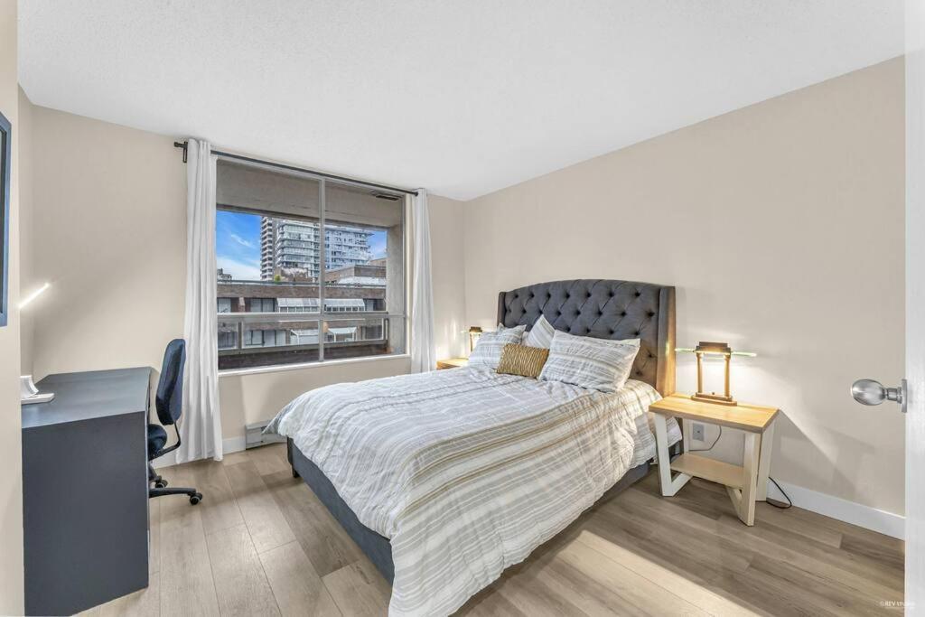 Beautiful City Two Beds Suite With Free Parking Vancouver Eksteriør billede